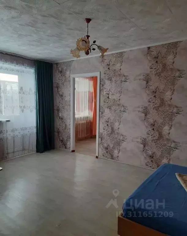 2-к кв. Удмуртия, Глазов ул. Короленко, 22 (42.0 м) - Фото 1