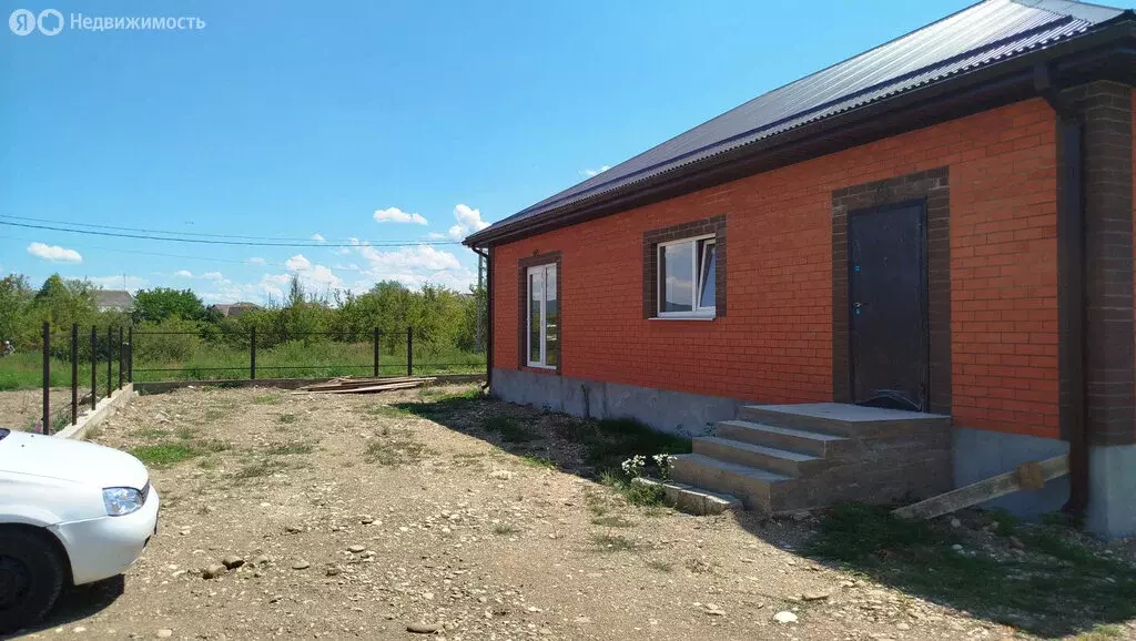 Дом в Апшеронск, Васильковая улица (125 м) - Фото 0