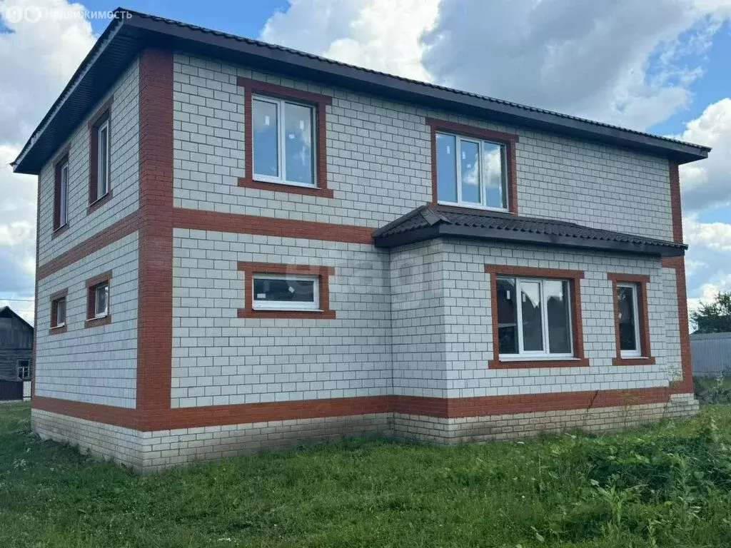 Дом в Выгоничи, улица Космонавтов (192.9 м) - Фото 2