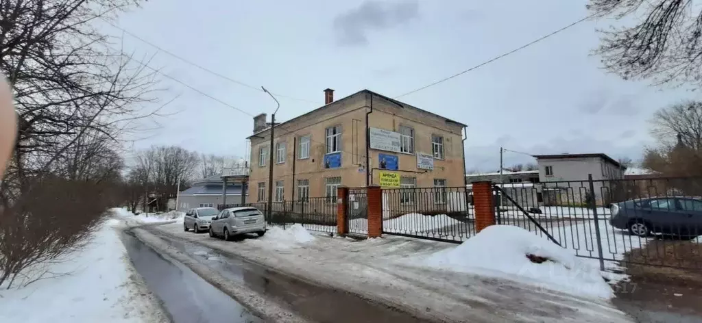 Офис в Ленинградская область, Луга ул. Тоси Петровой, 12 (600 м) - Фото 2