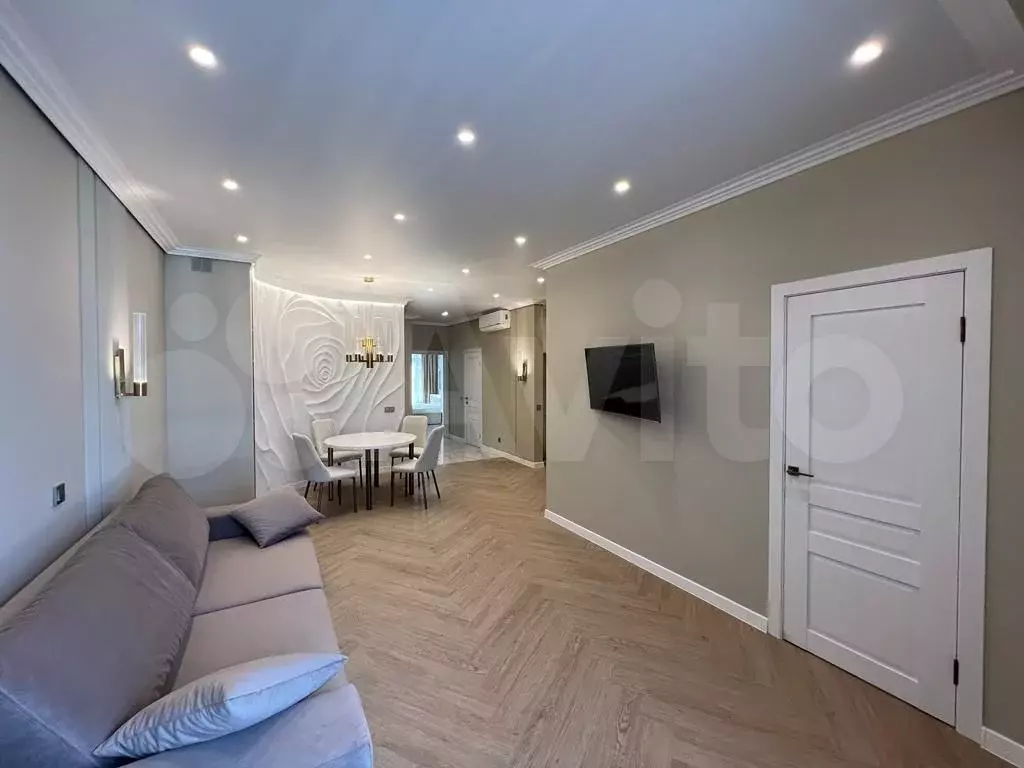 3-к. квартира, 86 м, 9/9 эт. - Фото 1