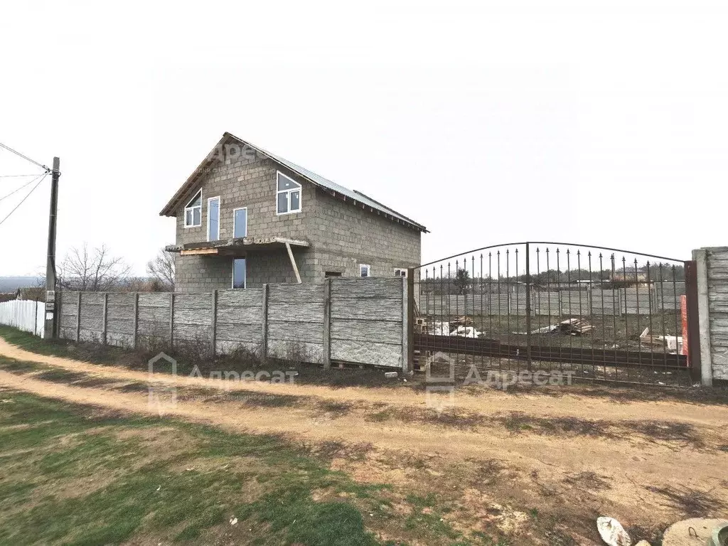 Дом в Волгоградская область, Волгоград Мичуринец СНТ, № 4 массив,  ... - Фото 0