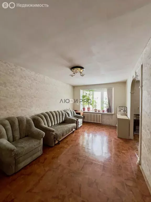 3-комнатная квартира: Уфа, улица Карла Маркса, 65/2 (68.2 м) - Фото 1