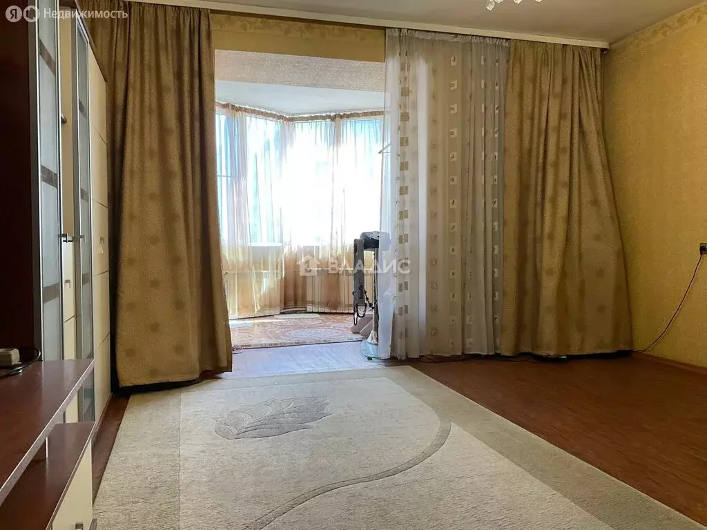 2-комнатная квартира: Чита, Угданская улица, 3 (106.6 м) - Фото 1