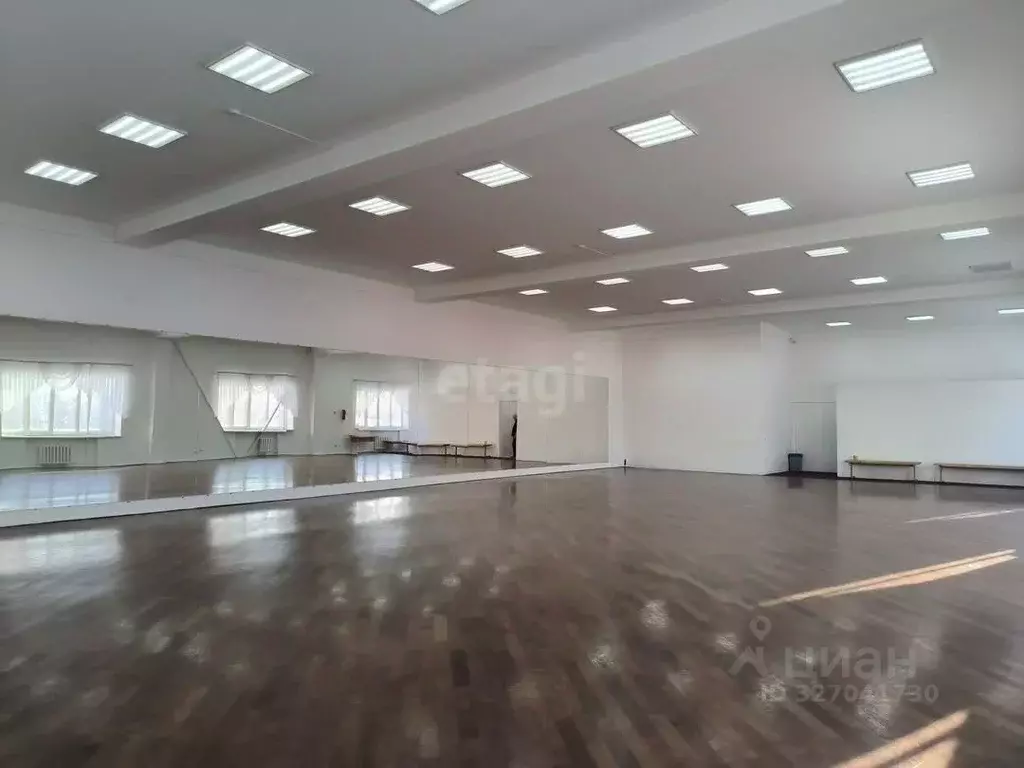 Помещение свободного назначения в Тюменская область, Тюмень ул. 50 лет ... - Фото 2