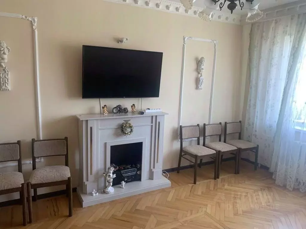 3-к кв. Саратовская область, Саратов ул. Малая Горная, 40/54 (64.0 м) - Фото 1