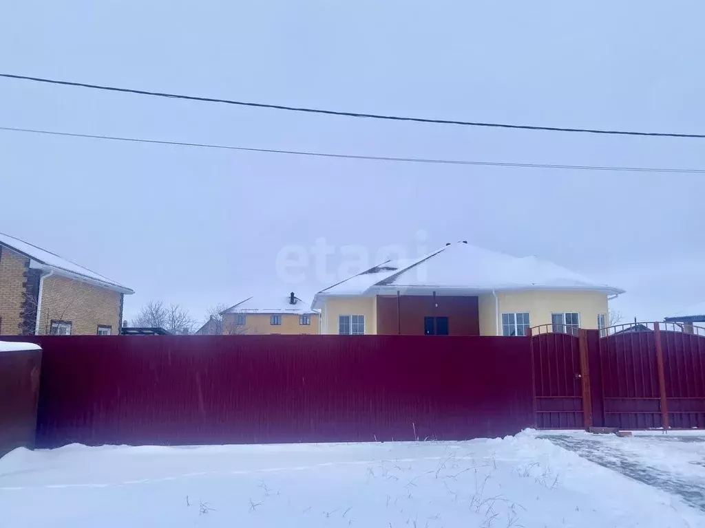 Дом в Белгородская область, Белгород Юго-Западный-2.2 мкр, пер. 2-й ... - Фото 2