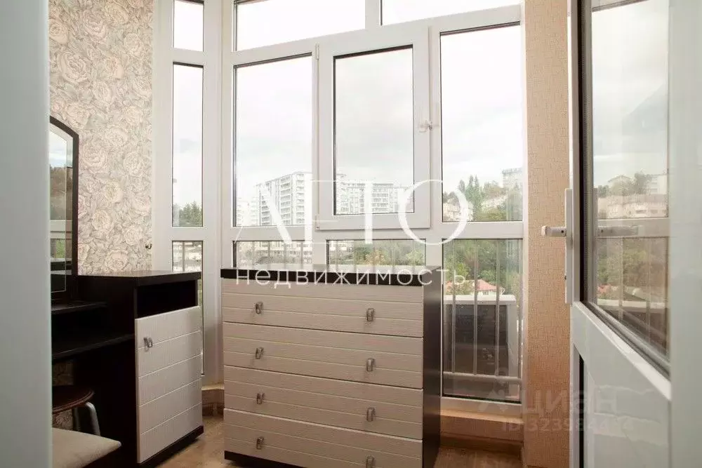 2-к кв. Краснодарский край, Сочи Центральный мкр, пер. Горького, 18 ... - Фото 2