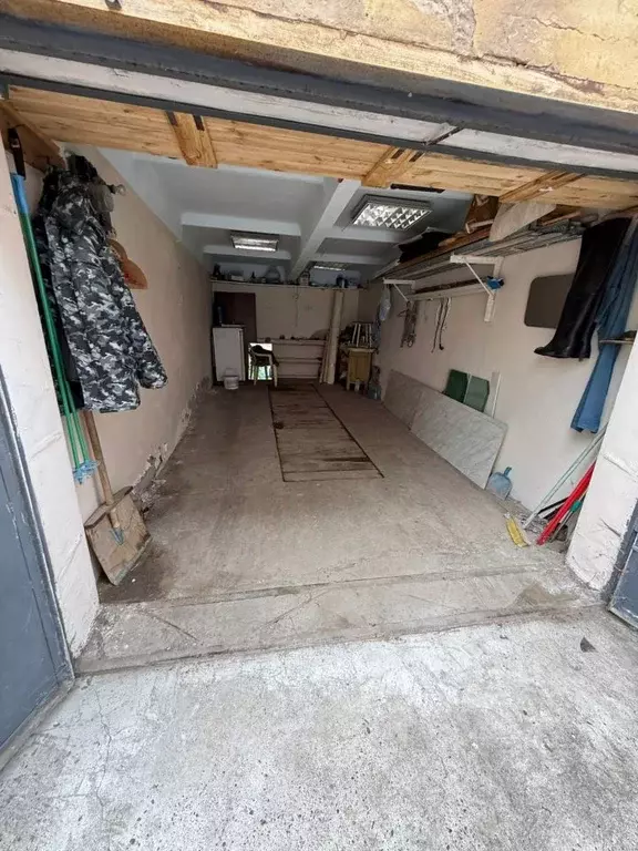 Гараж в Кировская область, Киров ул. Пятницкая, 38 (19 м) - Фото 1