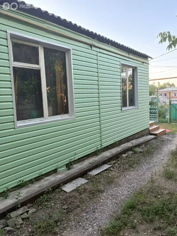 1-комнатная квартира: Миллерово, переулок Танкистов, 1А (35 м) - Фото 0