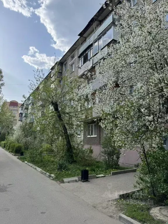 3-к кв. Московская область, Серпухов Осенняя ул., 19 (58.0 м) - Фото 0