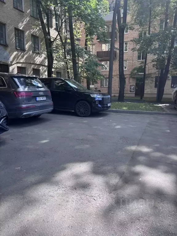 Гараж в Москва ул. Хамовнический Вал, 36 (12 м) - Фото 2