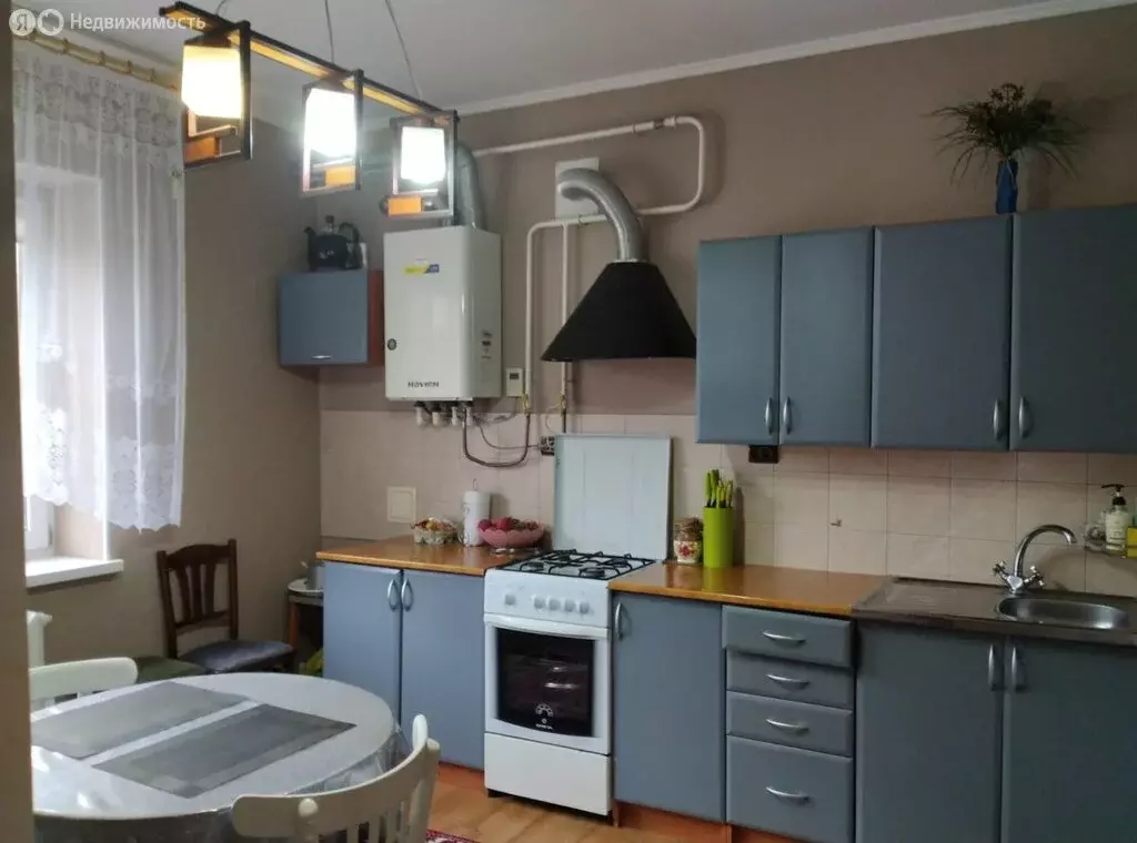 2-комнатная квартира: Абинск, улица Красных Курсантов, 20 (44.5 м) - Фото 1