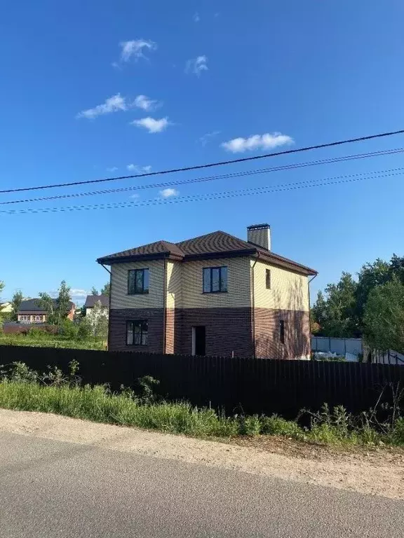 Коттедж в Калужская область, Город Калуга городской округ, д. Желыбино ... - Фото 1