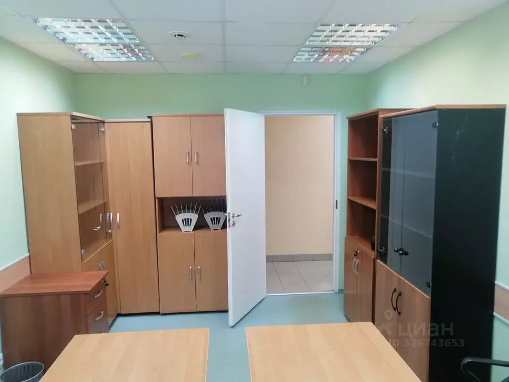 Офис в Коми, Сыктывкар Первомайская ул., 87 (13 м) - Фото 1