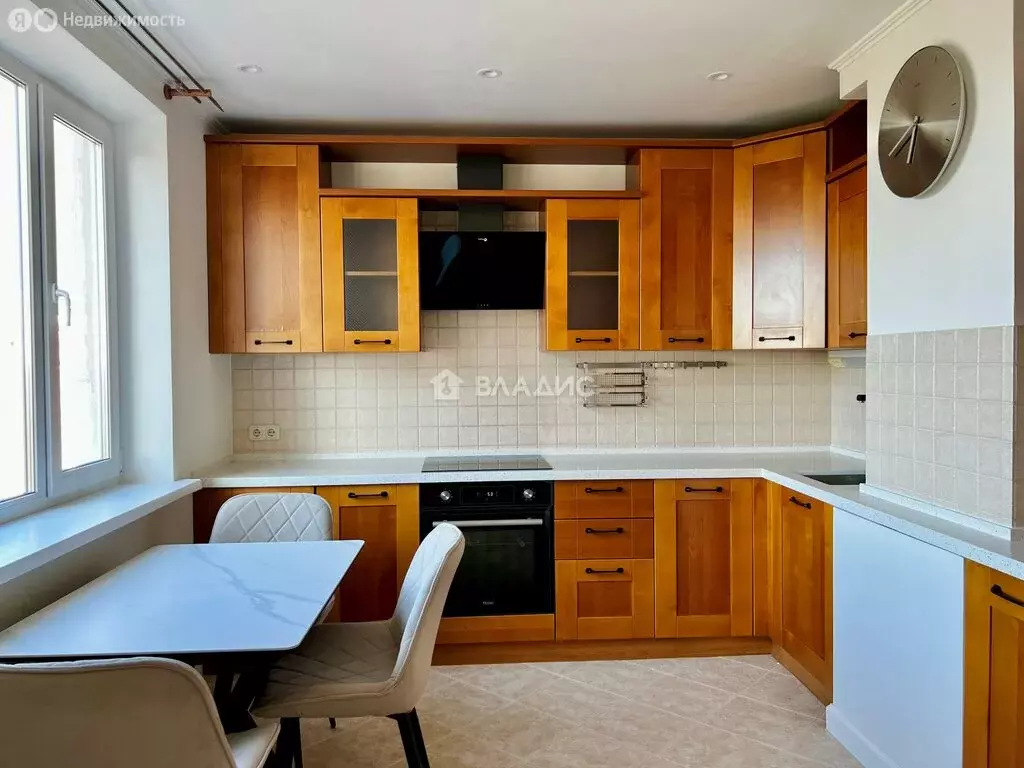 3-комнатная квартира: Москва, улица Островитянова, 11 (76 м) - Фото 2