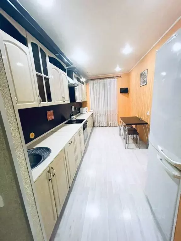 2-к кв. Татарстан, Казань ул. Халезова, 27А (61.8 м) - Фото 1