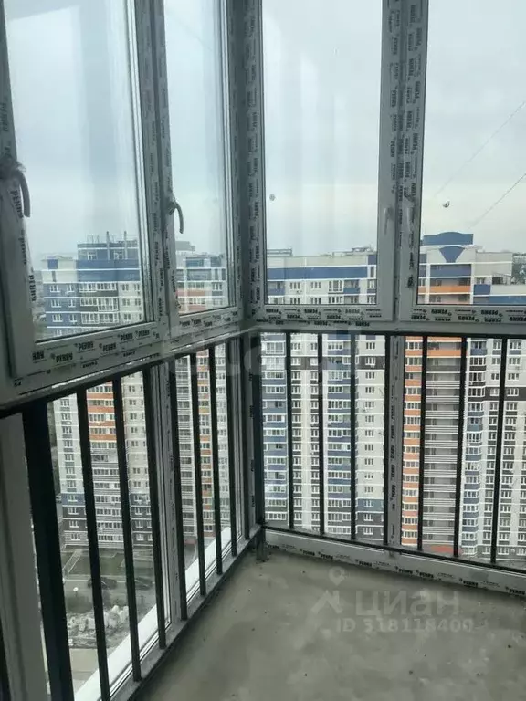 2-к кв. Брянская область, Брянск ул. Комарова, 47 (61.3 м) - Фото 1