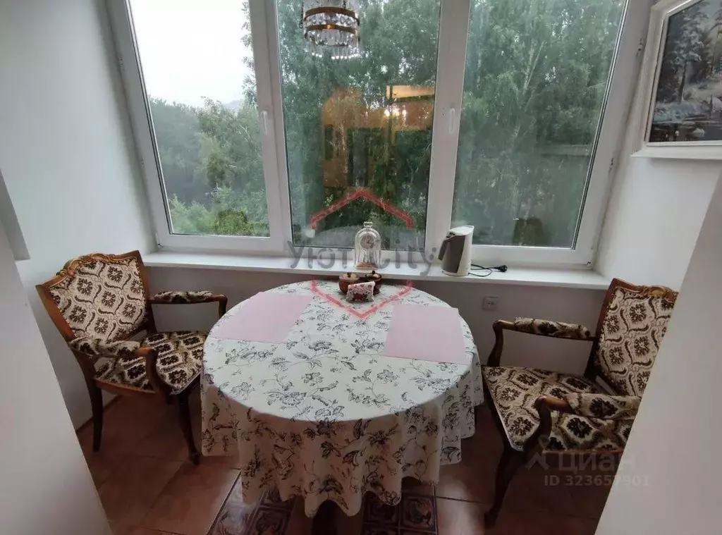 2-к кв. Красноярский край, Красноярск ул. Академгородок, 12А/3 (74.2 ... - Фото 2