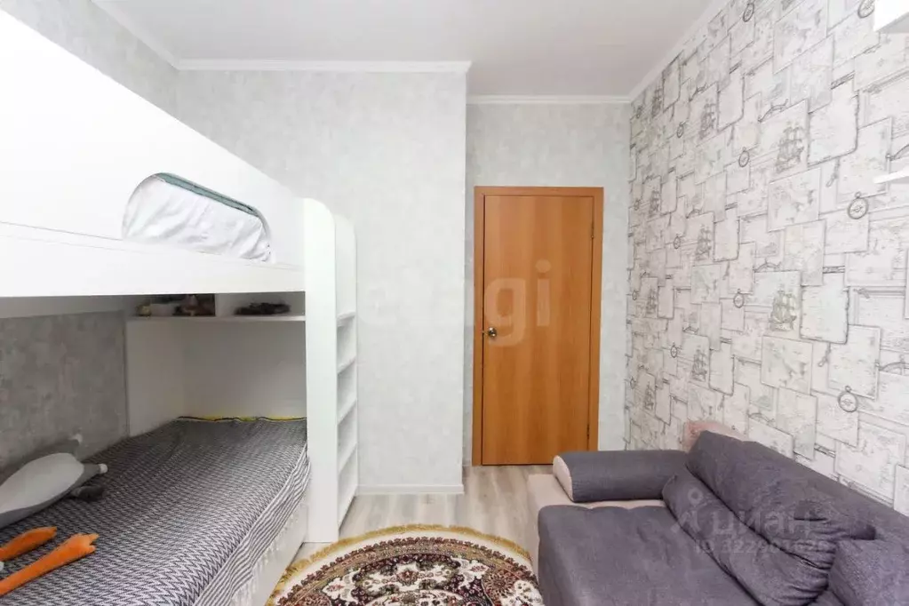 2-к кв. Ханты-Мансийский АО, Нягань Интернациональная ул., 115 (55.2 ... - Фото 1