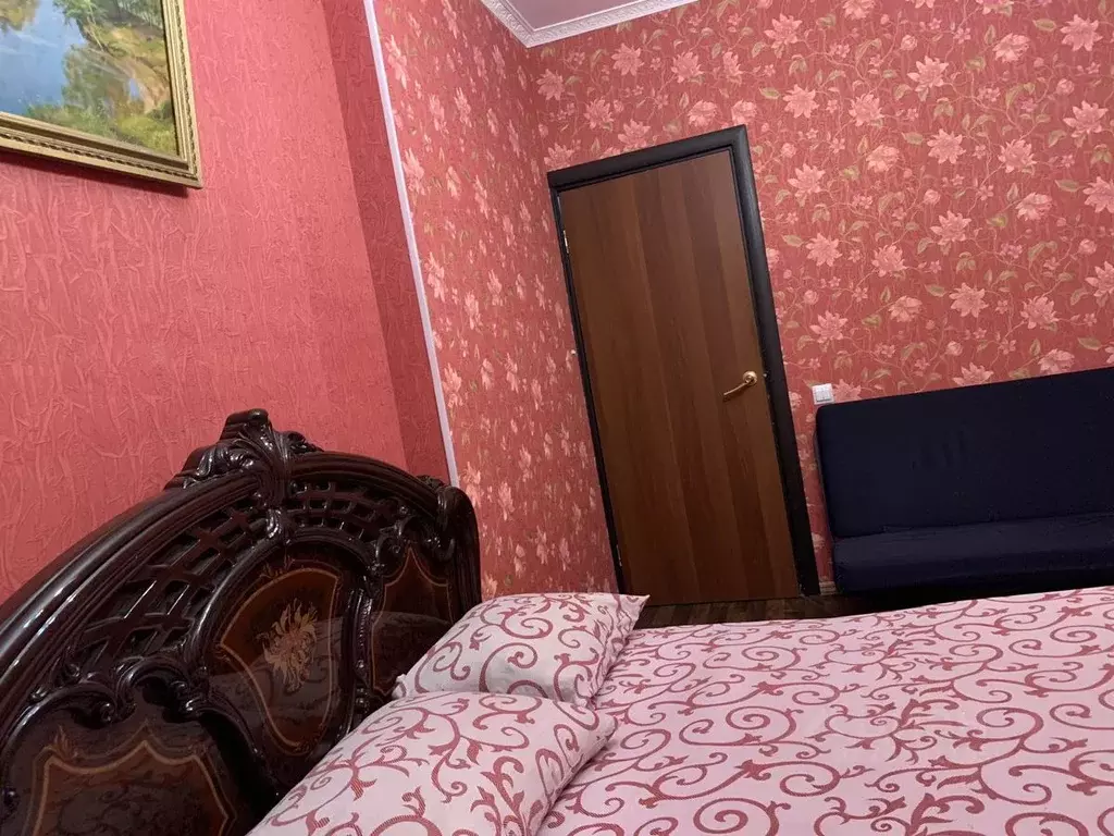 2-к кв. Татарстан, Казань ул. Сибгата Хакима, 52 (65.0 м) - Фото 1