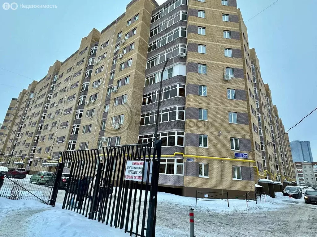 3-комнатная квартира: Казань, улица Космонавтов, 42А (68 м) - Фото 0