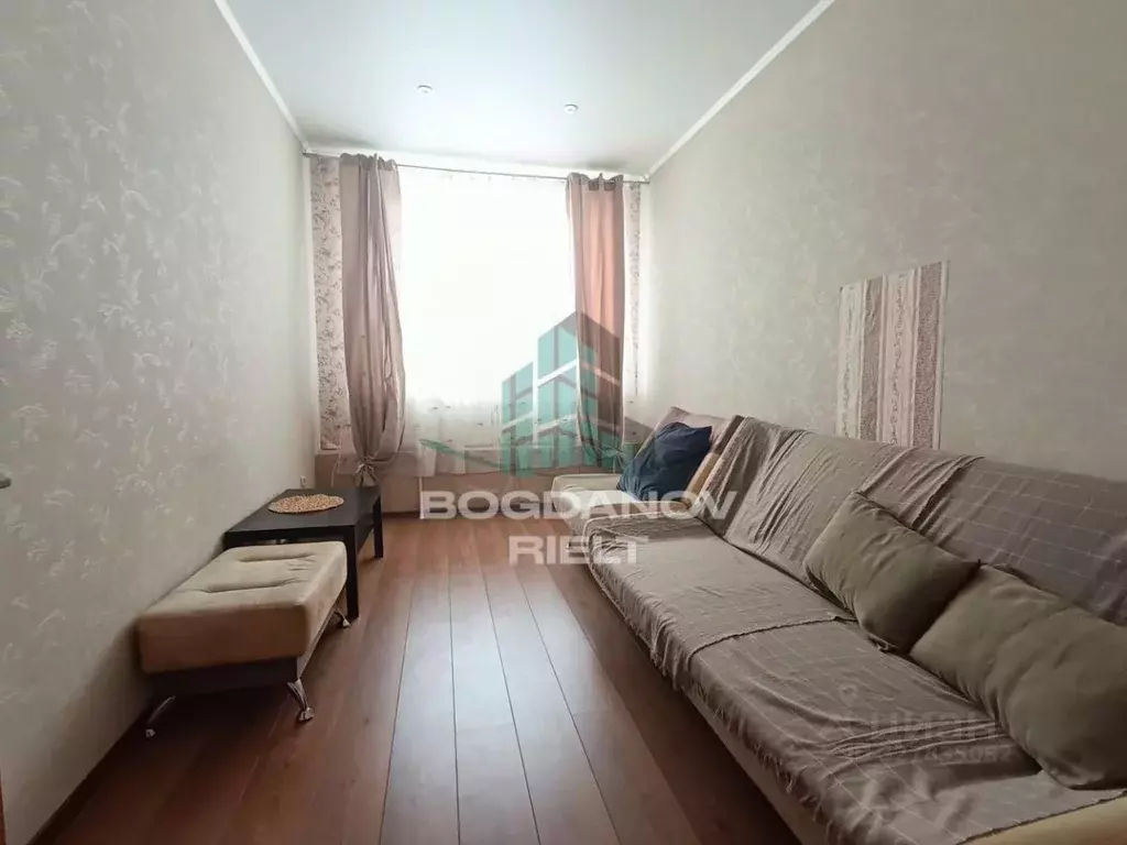 2-к кв. Омская область, Омск Крутая Горка мкр, ул. Полтавцева, 6А ... - Фото 0