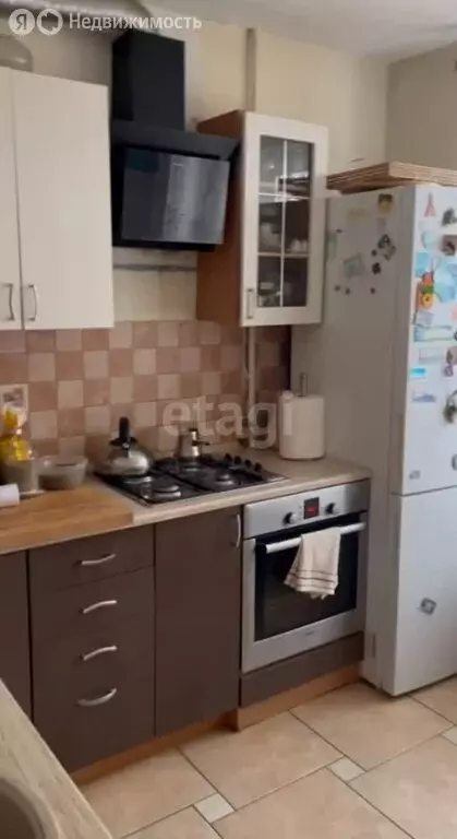 3-комнатная квартира: Гвардейск, Колхозная улица, 14 (63.1 м) - Фото 0