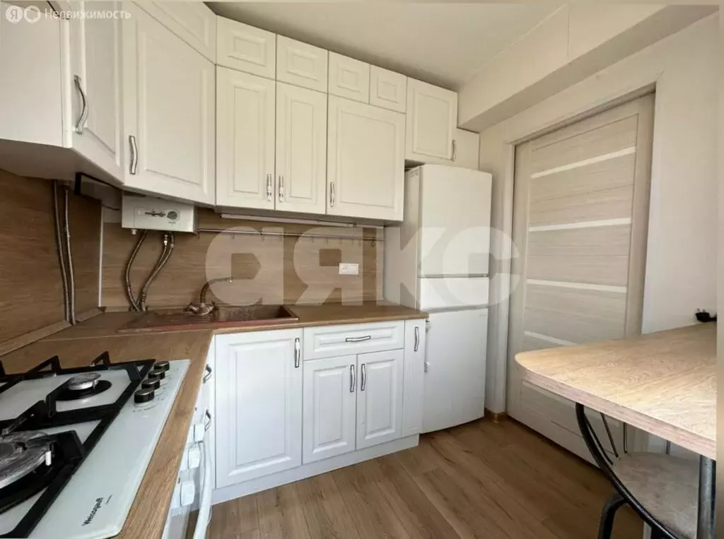 3-комнатная квартира: Тула, улица Седова, 39Б (56 м) - Фото 1