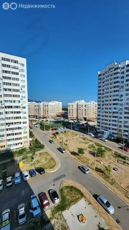 3-комнатная квартира: Геленджик, улица Маршала Жукова, 1к2 (78.4 м) - Фото 0