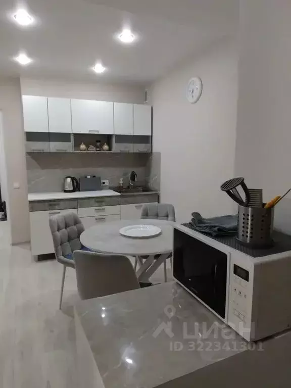 2-к кв. Калмыкия, Элиста 10-й мкр, 16 (64.0 м) - Фото 1