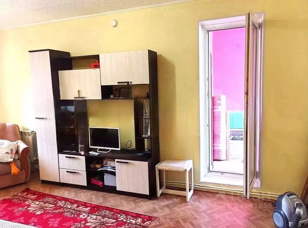 3-к кв. Белгородская область, Белгород ул. Есенина, 46 (68.6 м) - Фото 2