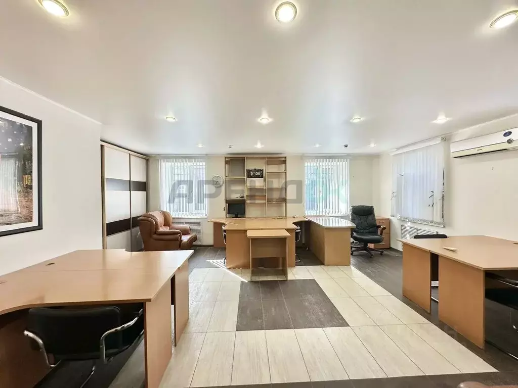 Офис в Татарстан, Казань ул. Маршала Чуйкова, 60 (80 м) - Фото 1