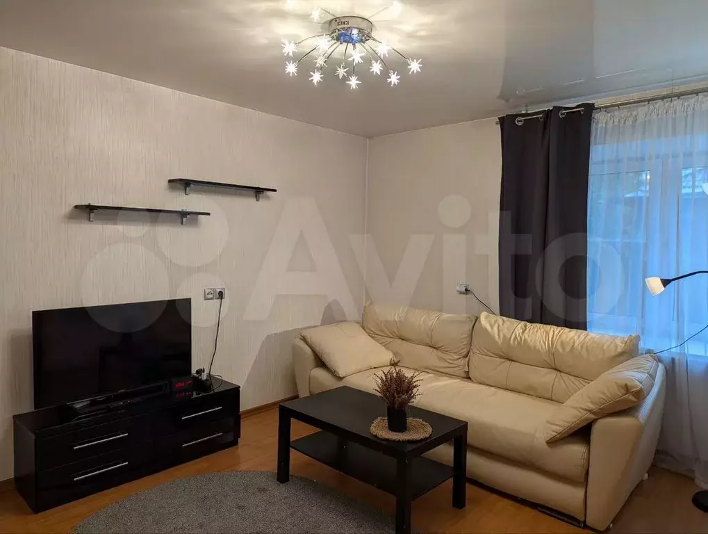 2-к. квартира, 30,6 м, 4/5 эт. - Фото 1
