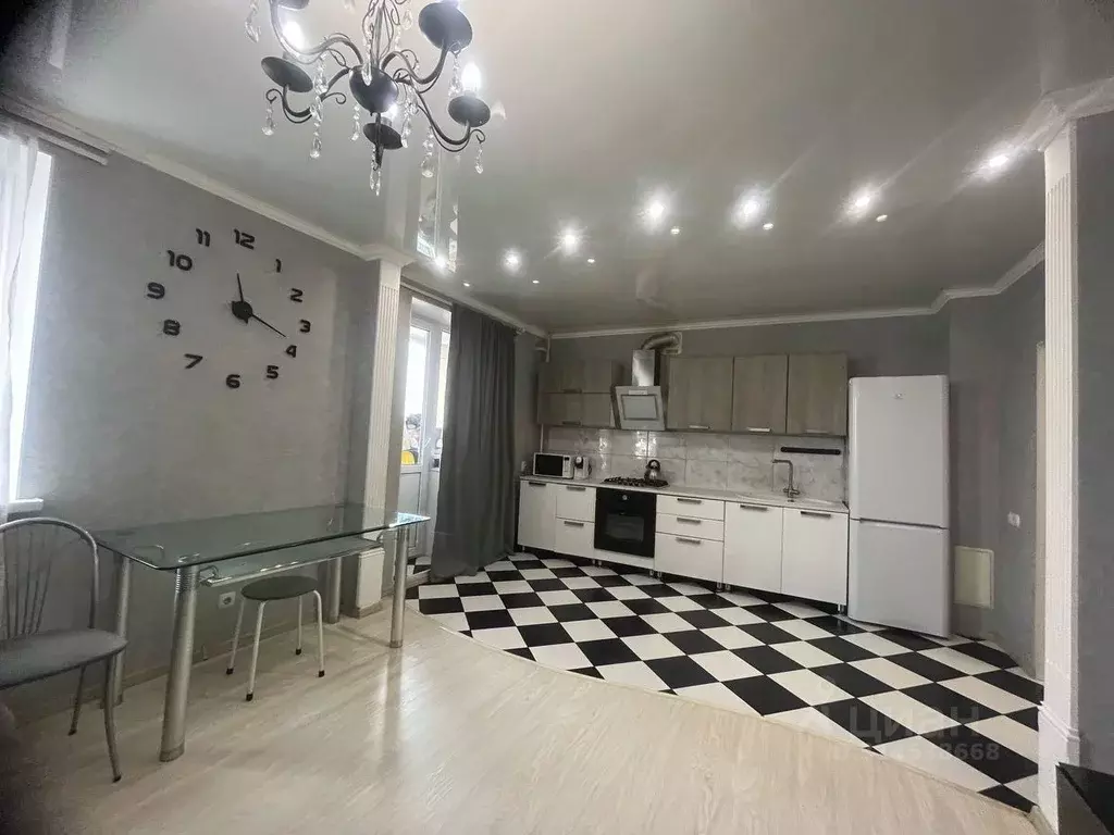 3-к кв. Саратовская область, Энгельс Трудовая ул., 12/2 (67.0 м) - Фото 1