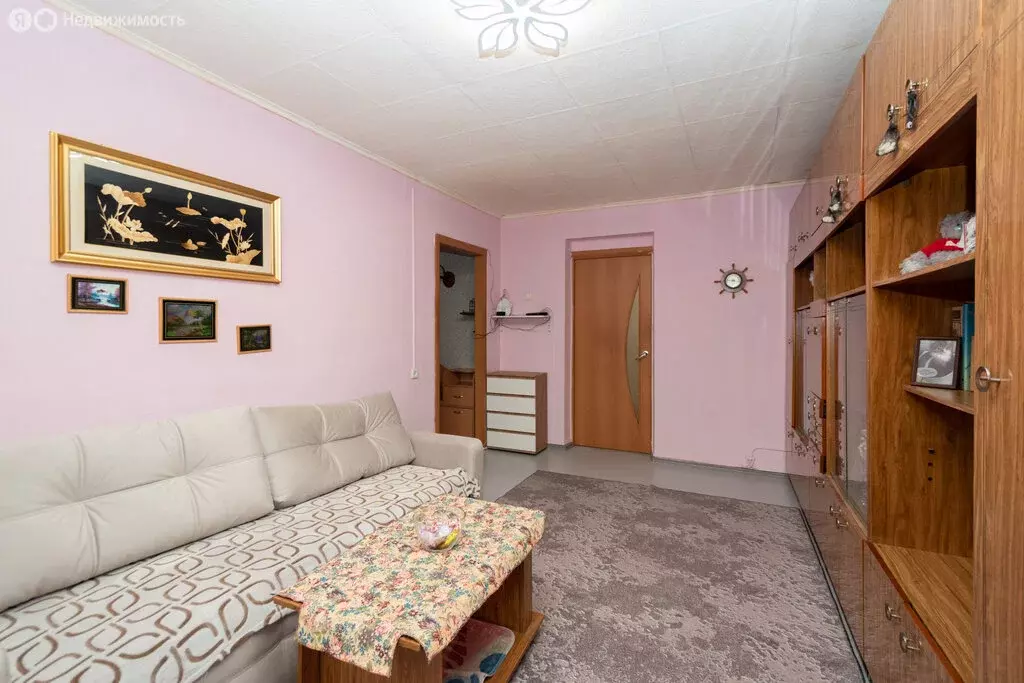 3-комнатная квартира: Иркутск, улица Трилиссера, 117 (57 м) - Фото 1