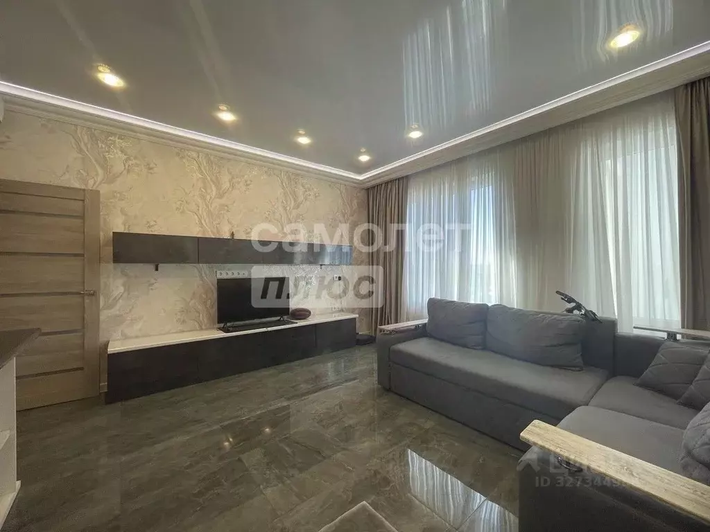 3-к кв. Краснодарский край, Новороссийск ул. Энгельса, 93 (106.1 м) - Фото 1