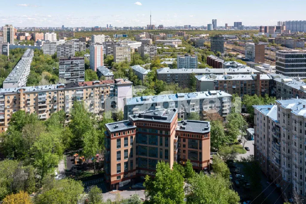 Продается 3-комнатная квартира - Фото 1