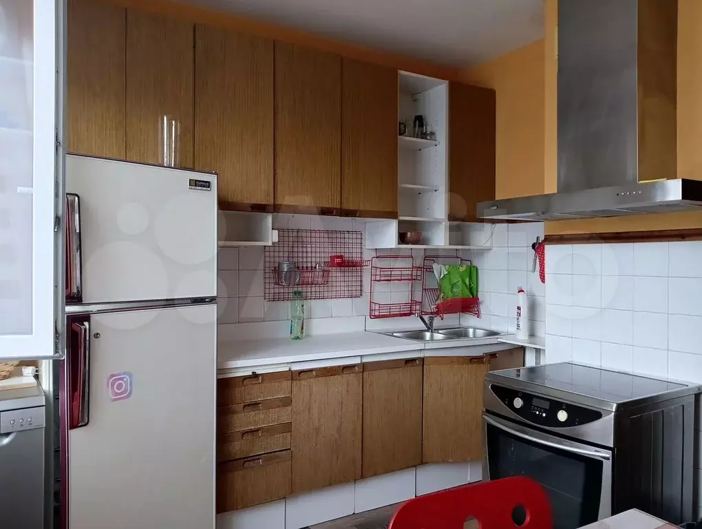 2-к. квартира, 60 м, 9/17 эт. - Фото 1