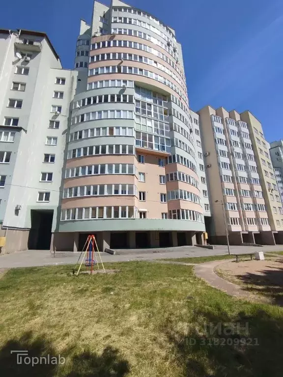 2-к кв. Калининградская область, Калининград ул. Юрия Гагарина, 2Ак4 ... - Фото 0