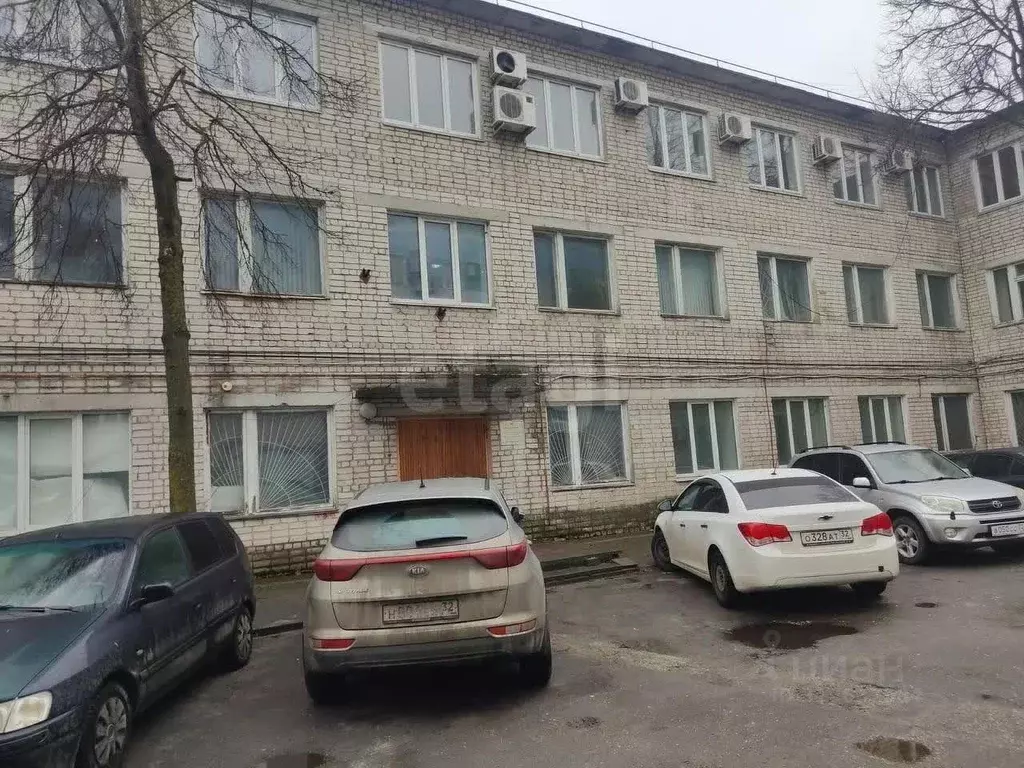 Помещение свободного назначения в Брянская область, Брянск Московский ... - Фото 0