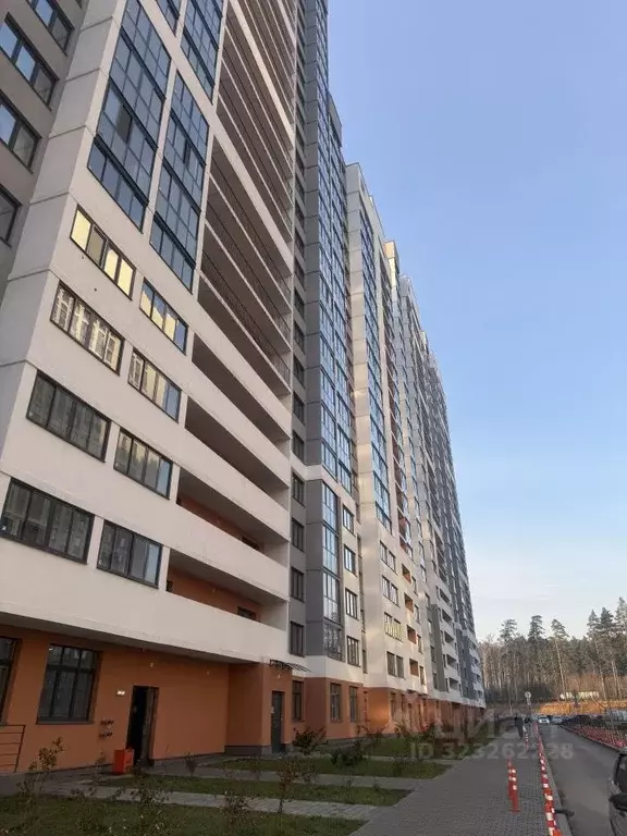 Студия Свердловская область, Екатеринбург Уктус жилрайон, Светлый мкр, ... - Фото 0