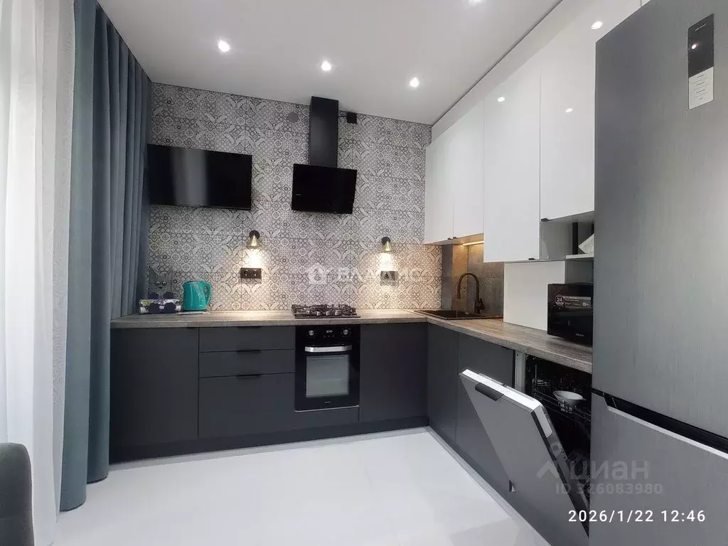 1-к кв. Калининградская область, Калининград Аэропортная ул., 11 (42.0 ... - Фото 1