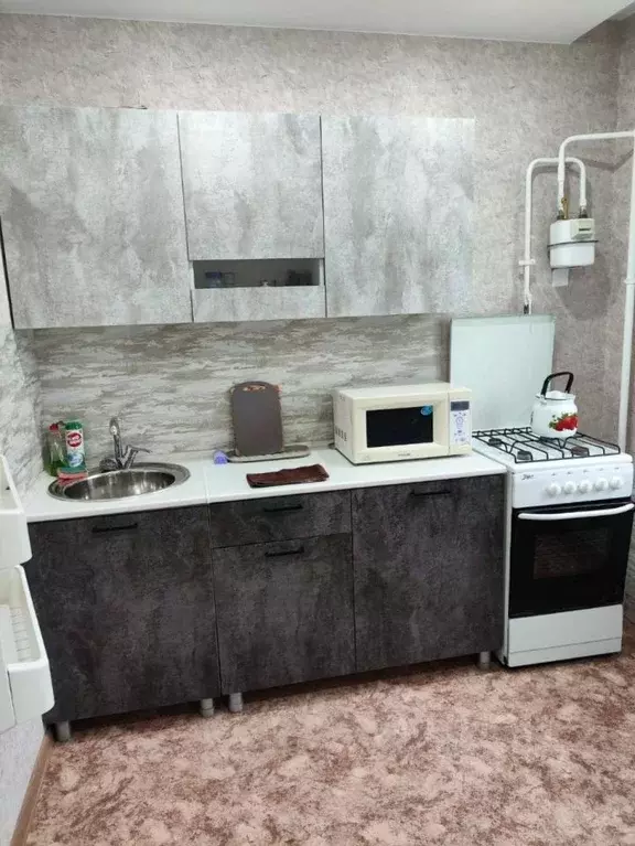 2-к кв. Татарстан, Нижнекамск Студенческая ул., 18 (48.0 м) - Фото 1