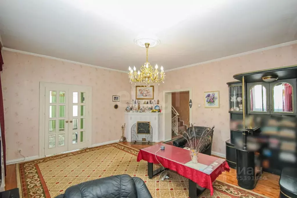 Дом в Бурятия, Улан-Удэ Солнечный мкр, ул. Сахюртинская, 181 (214 м) - Фото 1