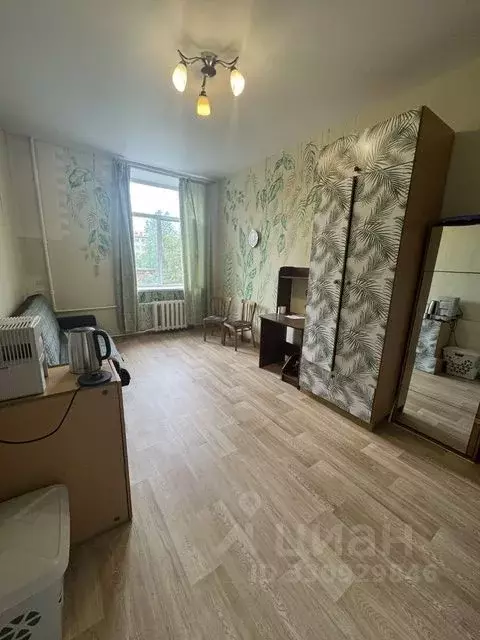 Комната Санкт-Петербург ул. Полярников, 13 (17.7 м) - Фото 1