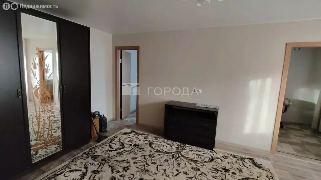 3-комнатная квартира: Томск, улица Елизаровых, 38 (42 м) - Фото 1