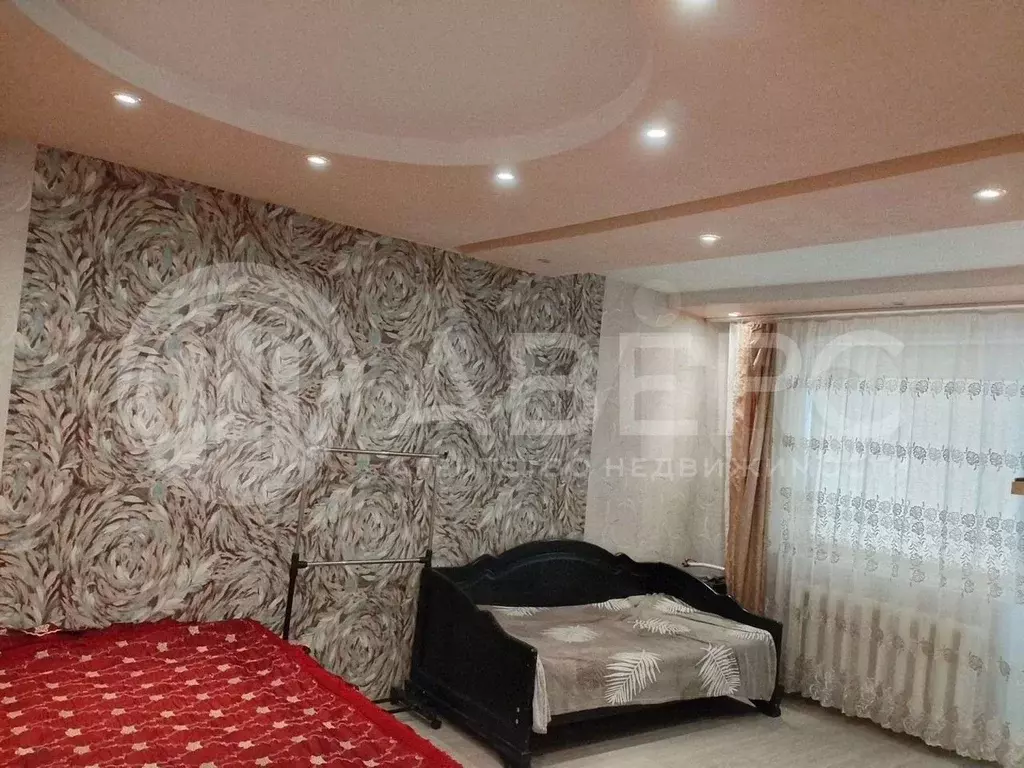 1-к. квартира, 37,5 м, 1/9 эт. - Фото 0