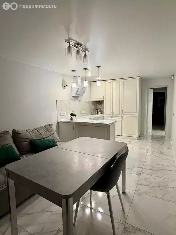 4-комнатная квартира: Сочи, микрорайон Мамайка, Крымская улица, 32 (76 ... - Фото 2