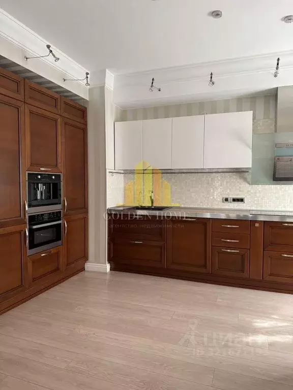 4-к кв. Санкт-Петербург Вязовая ул., 13к2 (163.8 м) - Фото 1